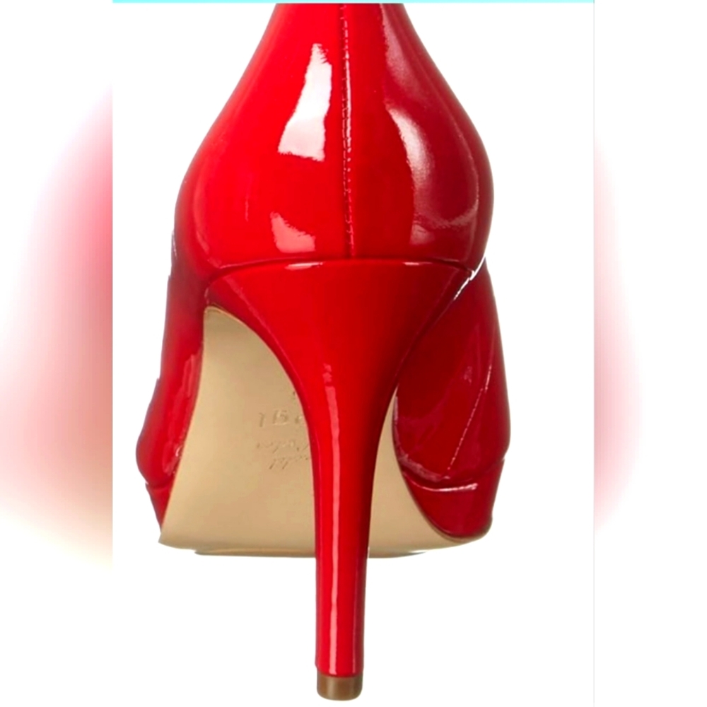RED SHOES  HOGL